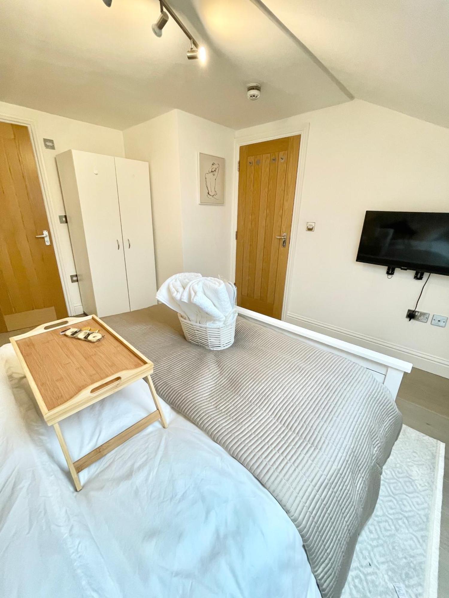 Luxury En-Suite Double Bedroom Stratford E15 Londra Esterno foto